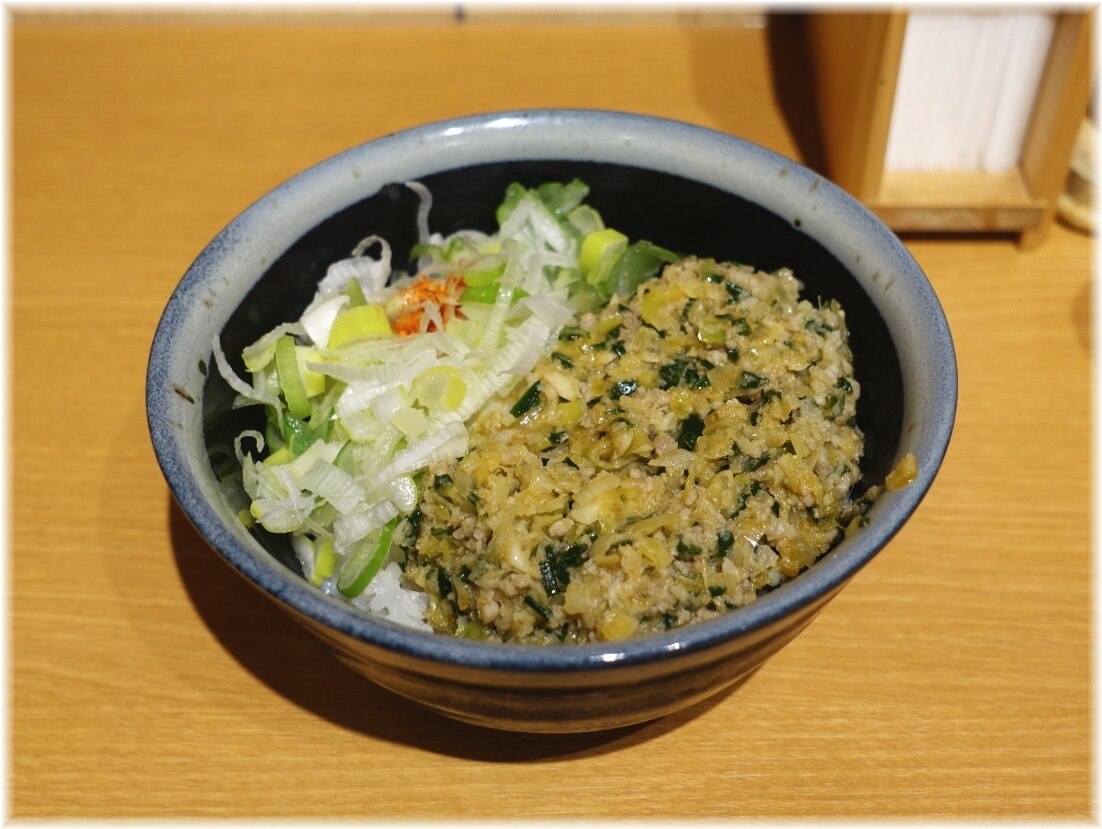 孫鈴舎 餃子めし
