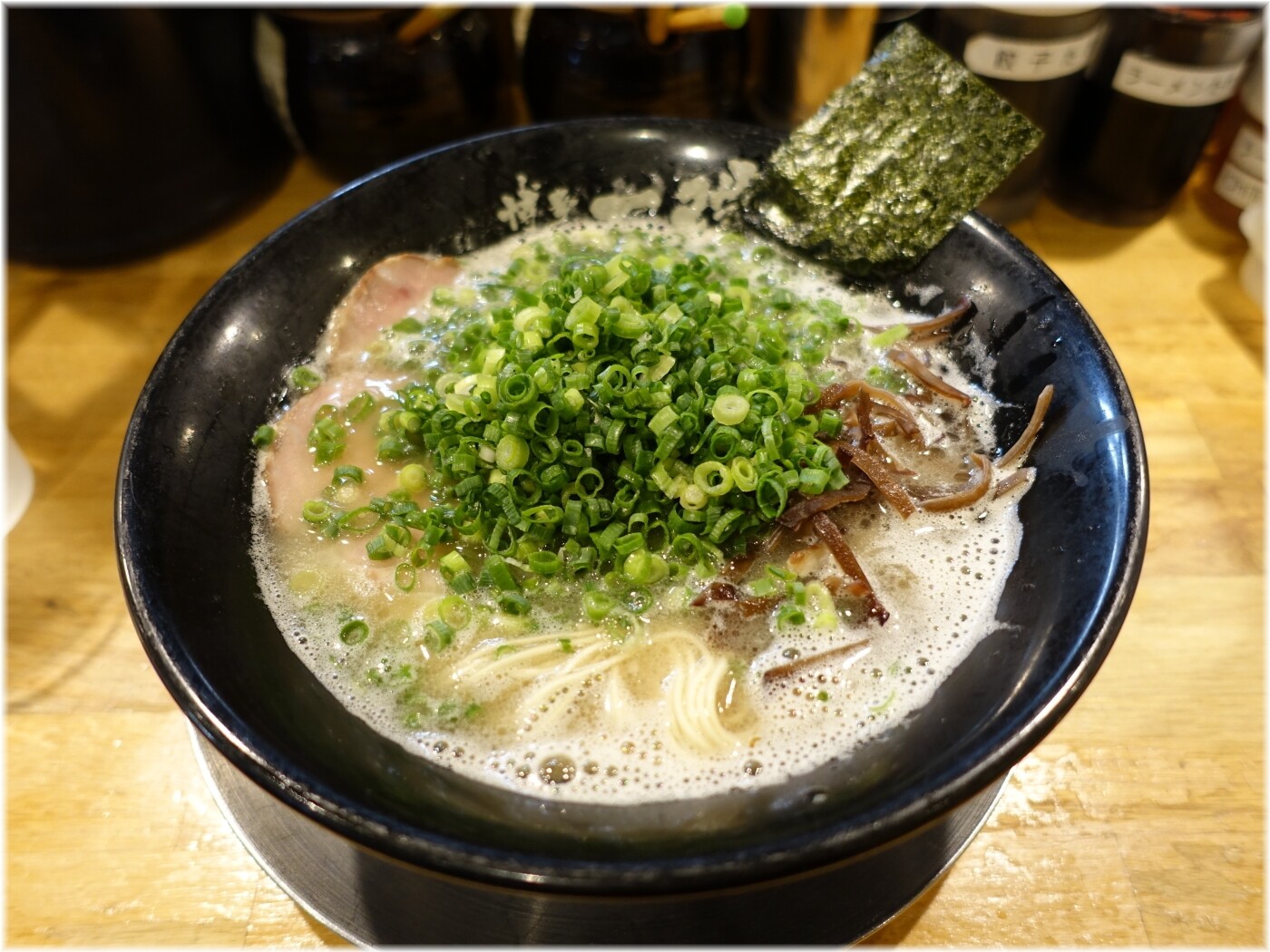 博多一瑞亭三田店11 豚骨ネギラーメン