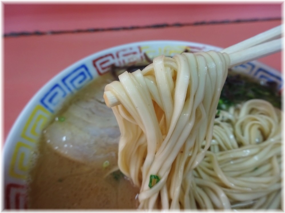 博龍軒3 ラーメンの麺