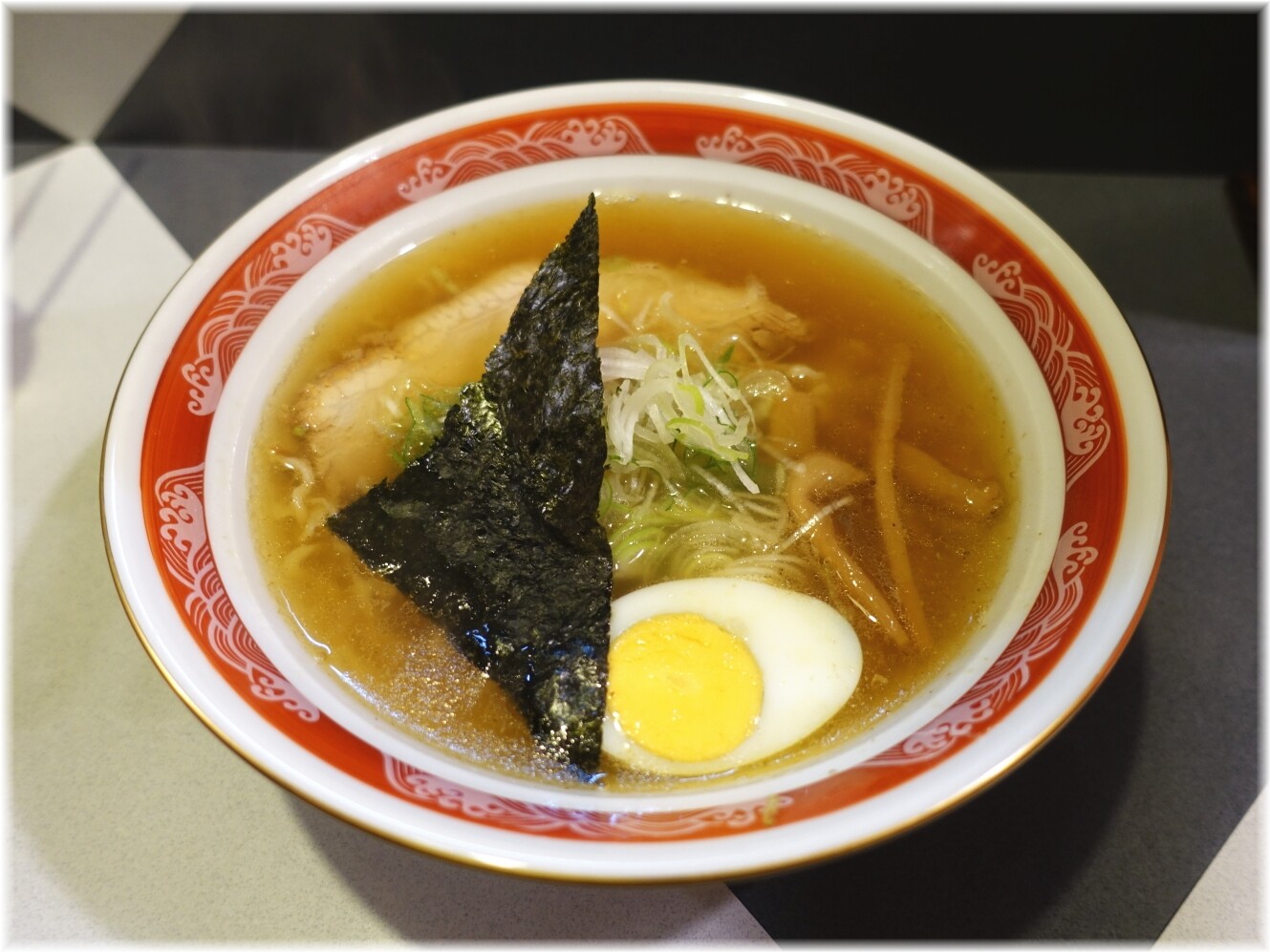 北まる(北〇) 醤油ラーメンハーフ