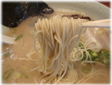 博多濃麿呂 ラーメンの麺