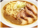 自家製麺 伊藤 肉そば(中)のスープ