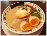 一心 カルボナーラとんこつラーメン