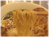 麺創研かなで 味玉ラーメンの麺