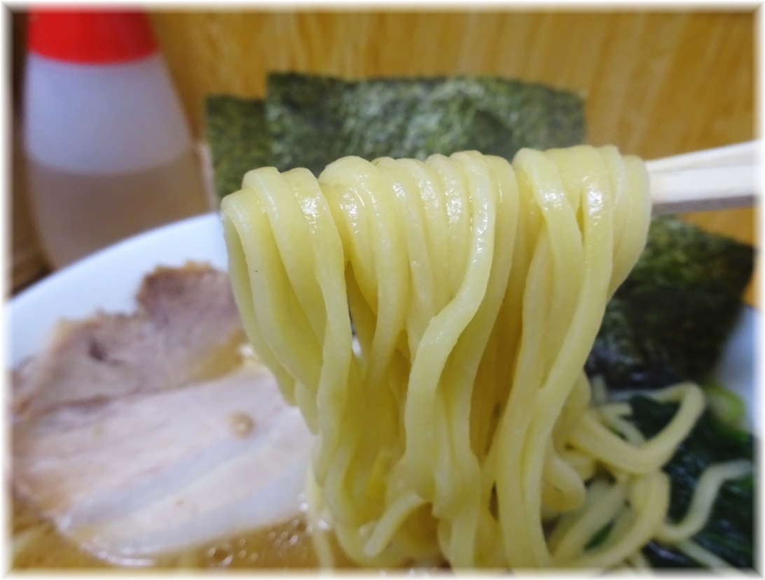 たかさご家 ラーメンの麺