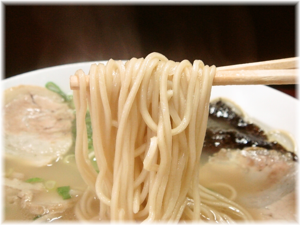 三洋軒支店 ラーメンの麺