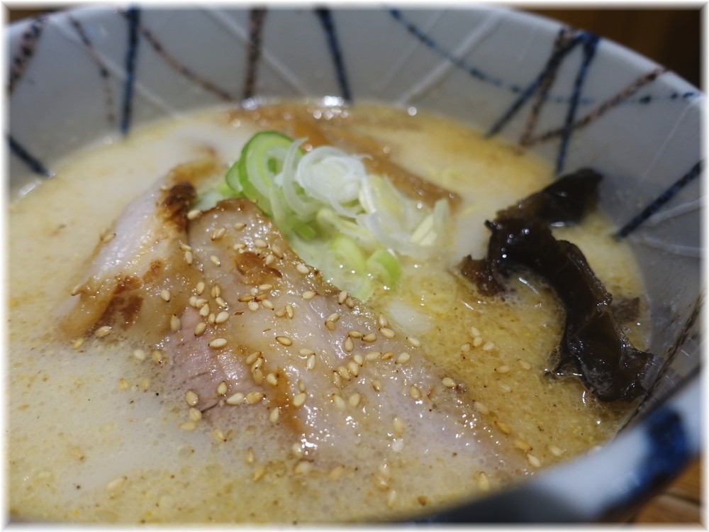 風来居神田秋葉原店 しおらーめんの具