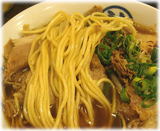 神戸ラーメン 第一旭 明大前本店 特製ラーメンの麺