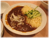 天鴻餃子房 ジャージャン麺