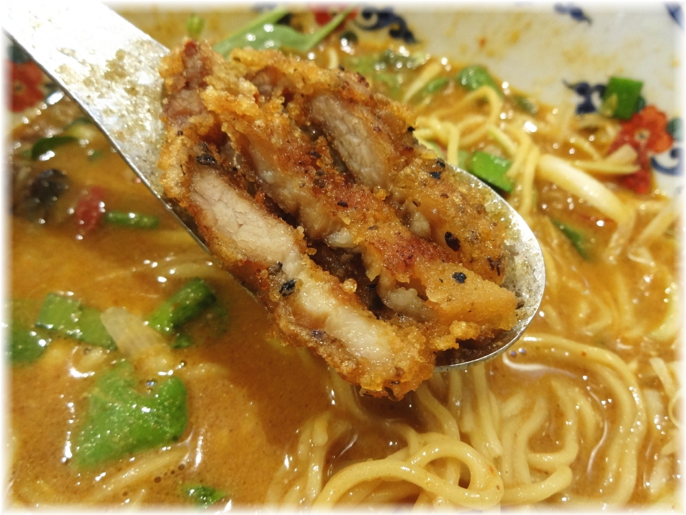瀬佐味亭 排骨2