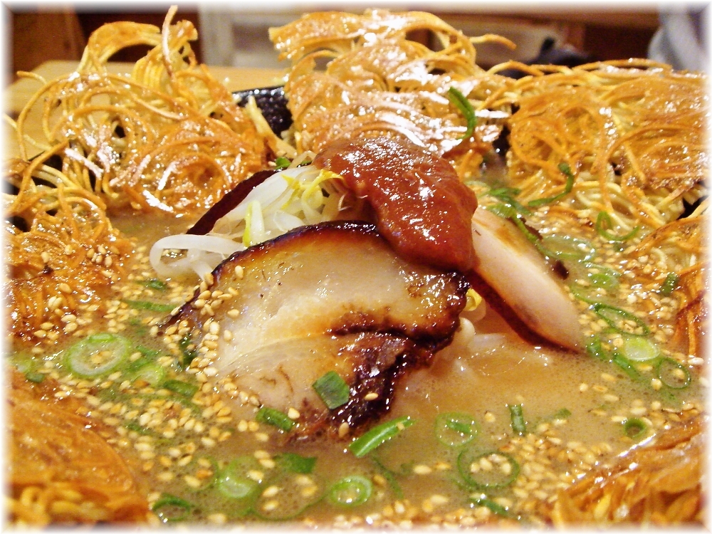 壱の家 豚骨焼麺の具