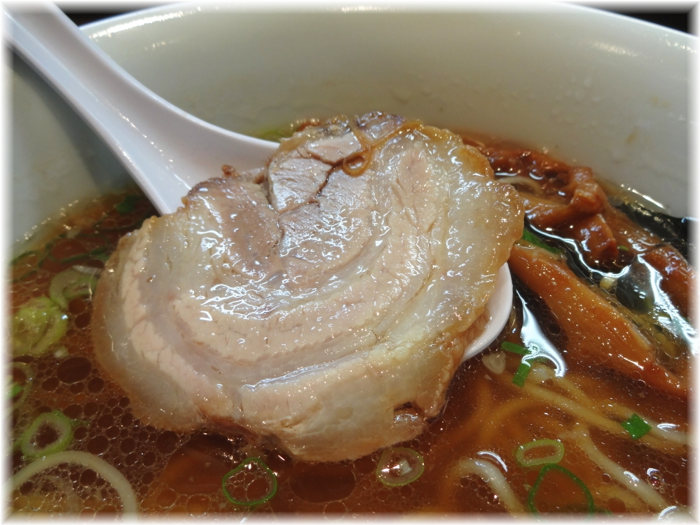 支那そばや本店 醤油らぁ麺のチャーシュー