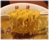 純連 味噌ラーメンの麺