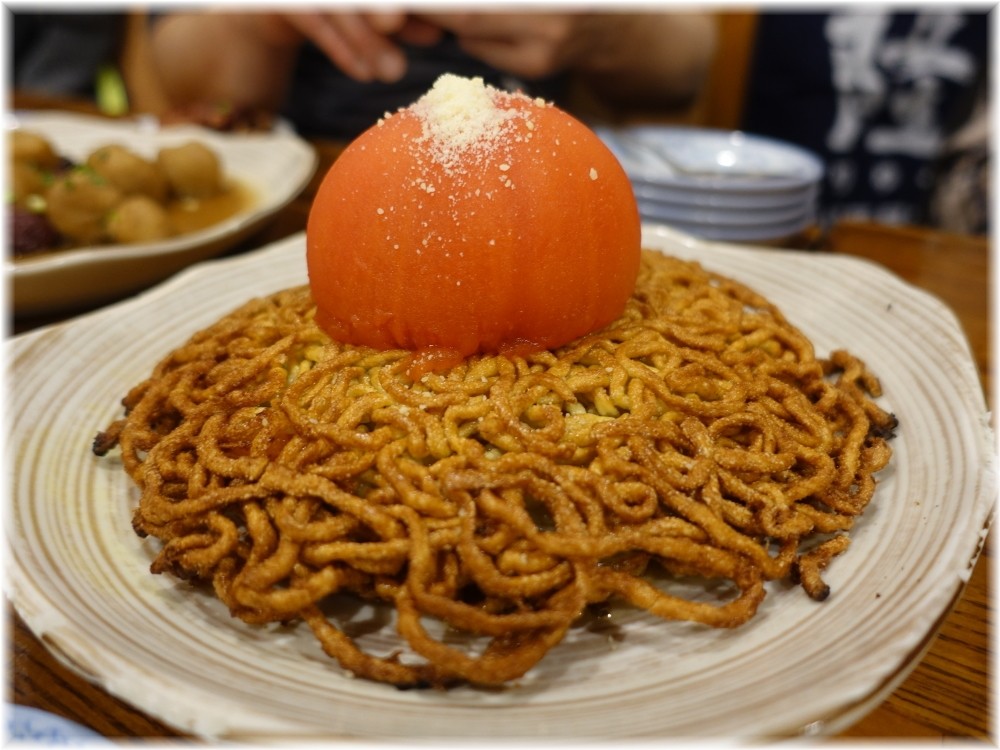 中華料理帆 海老とトマトの両面焼きそば