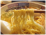 とよや 角煮ラーメンの麺