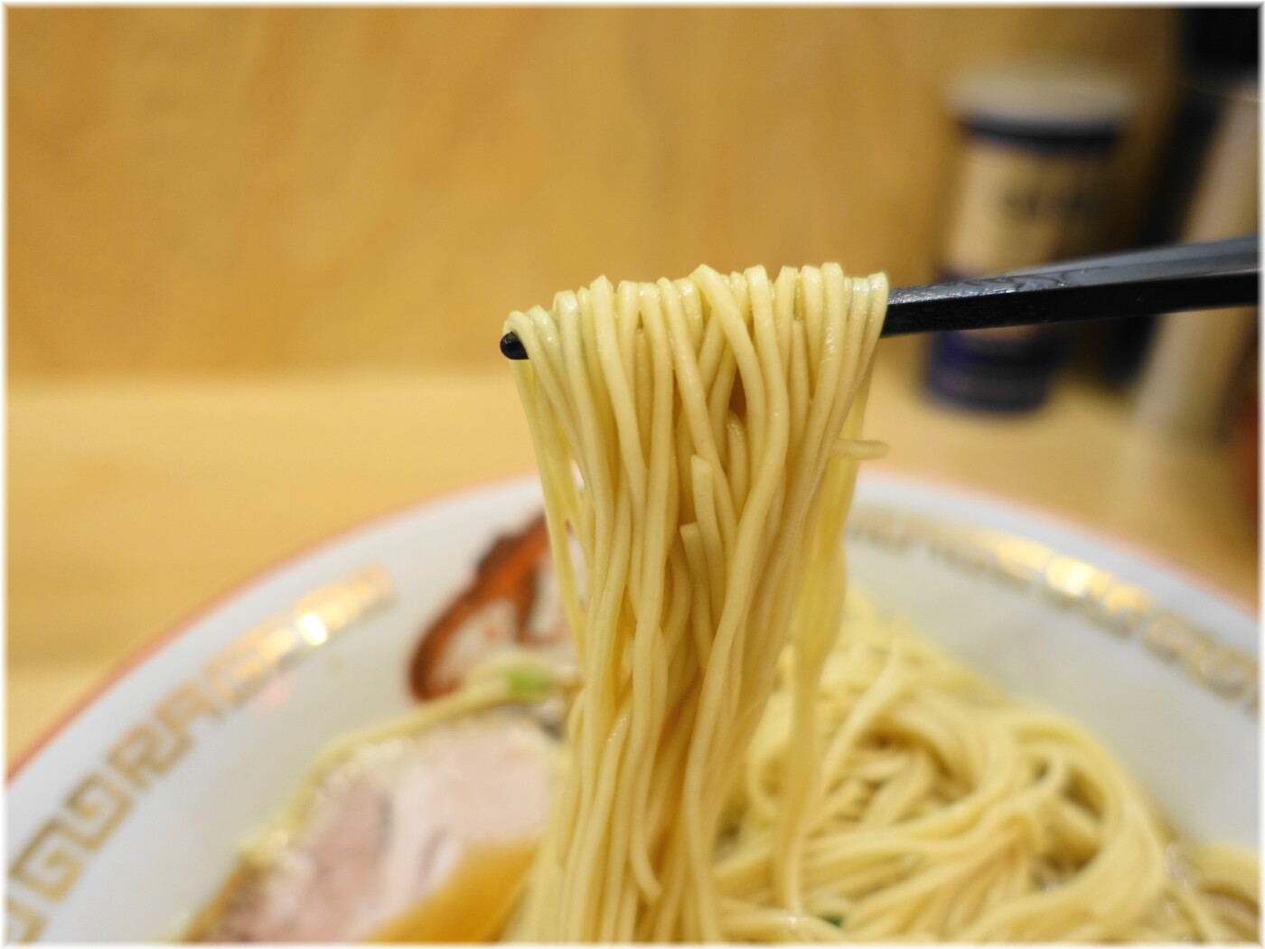 麺尊RAGE中野腕刀 腕刀そばの麺