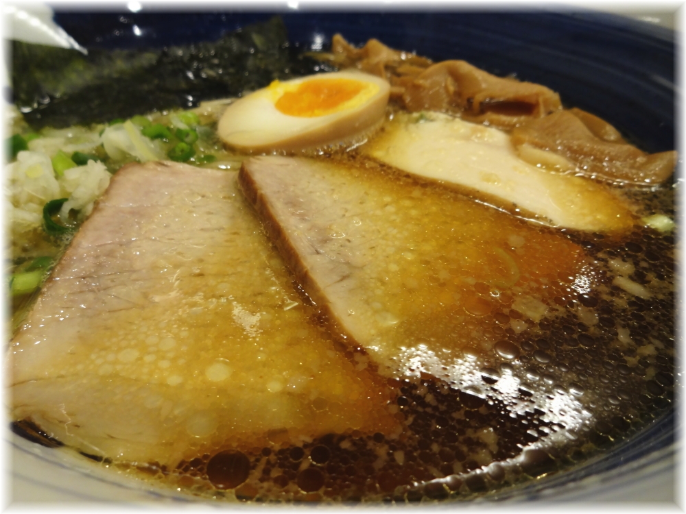 麺処直久 コク旨醤油らーめんの具