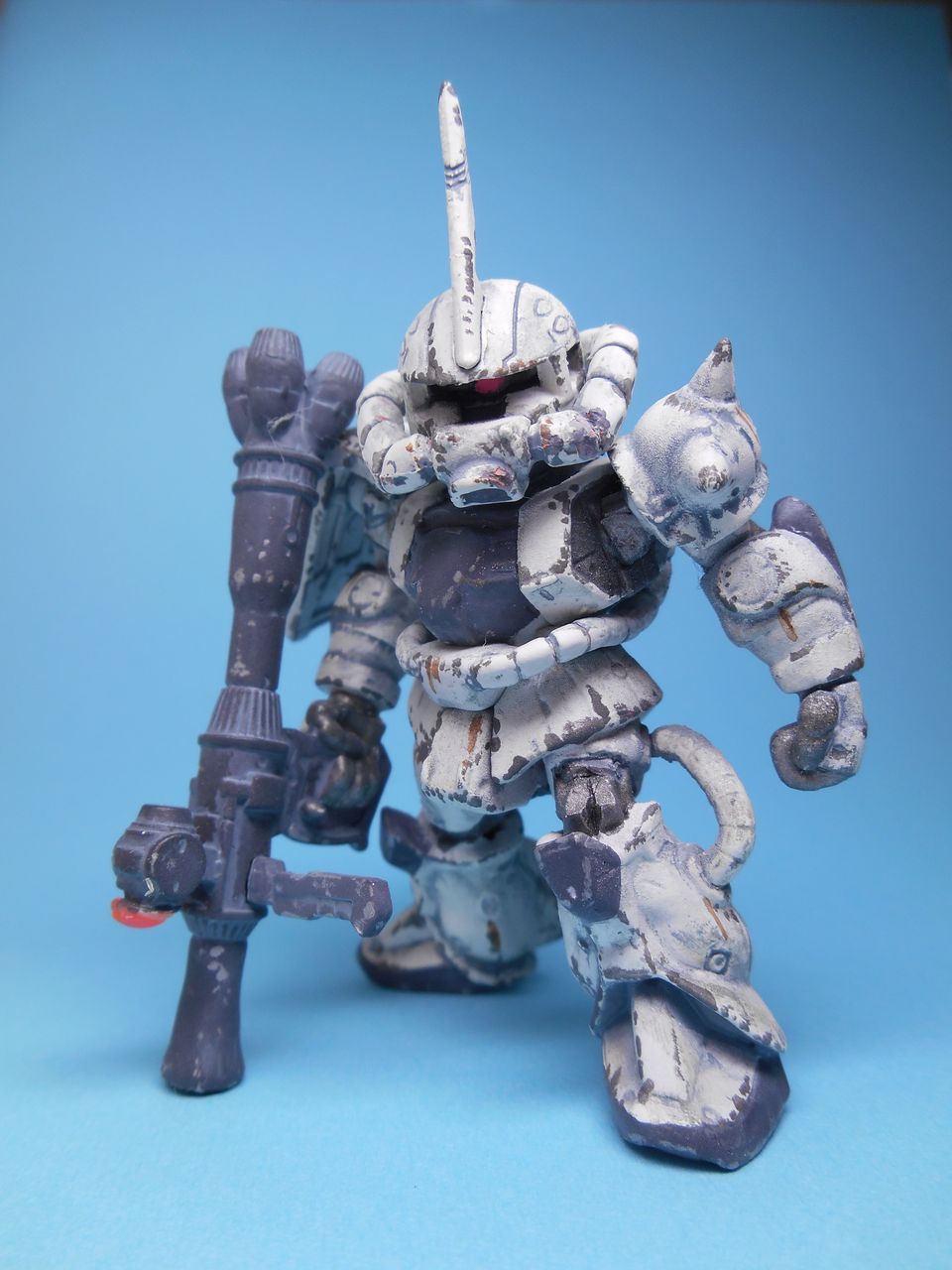 ザクⅡホワイトオーガー ガンダムコンバージ ジオラマ : 模型 ザクⅡホワイトオーガー ガンダムコンバージ ジオラマ : 模型