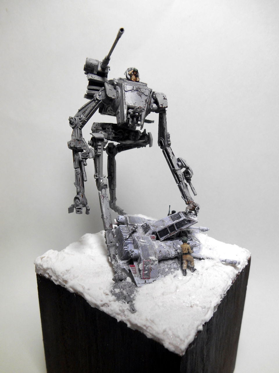 スター・ウォーズ AT-ST ジオラマ スター・ウォーズ AT-ST ジオラマ - メルカリ