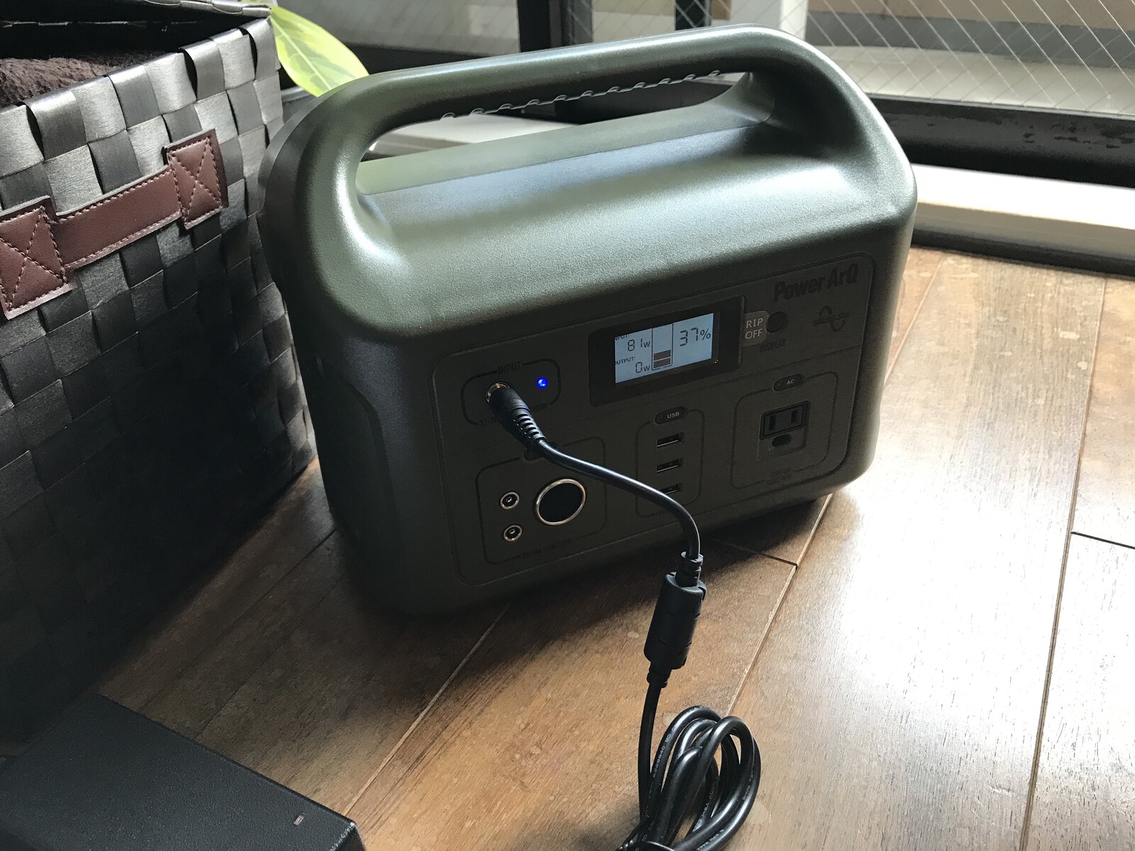 ポータブルバッテリー ソーラーパネル Outdoor Life Designs