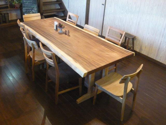 田主丸にオシャレなcafeがオープンしました 久留米にある天然木の家具のお店 amber 田主丸にオシャレなcafeがオープンしました 久留米にある天然木の家具のお店 amber