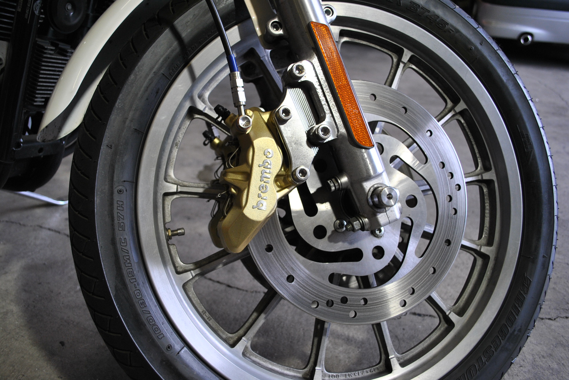 HARLEY-DAVIDSON ブレーキキャリパー XL1200S 2002 ブレンボ ブレーキキャリパー xl1200s スポーツスター ハーレー