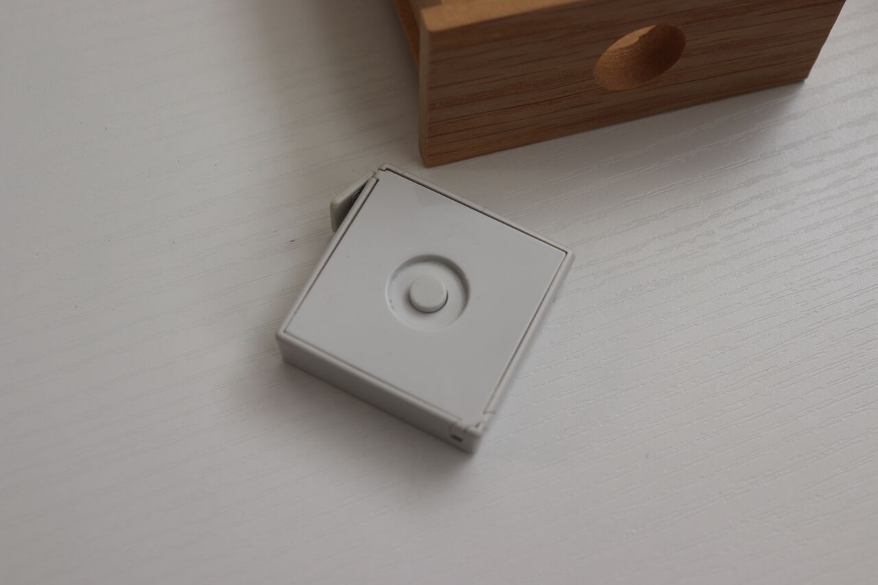無印良品「木製小物収納6段」が便利すぎる！デスクが整うシンプル収納