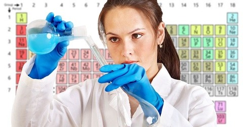 chemist-3014163_640
