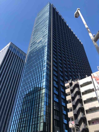 オフィスビルの入居テナント企業について調べるお