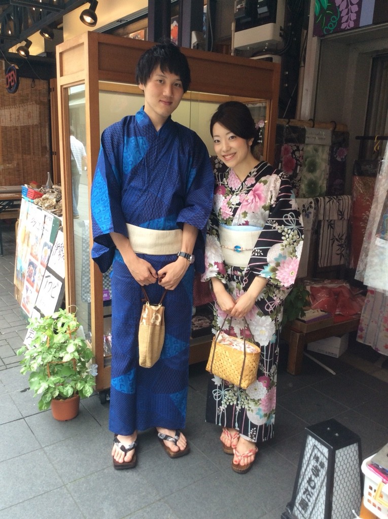 真夏の浅草浴衣デート お二人共とっても素敵 お似合いでしたね 楽しい思い出になったでしょうか 浅草さわだ屋 レンタル着物で浅草散策