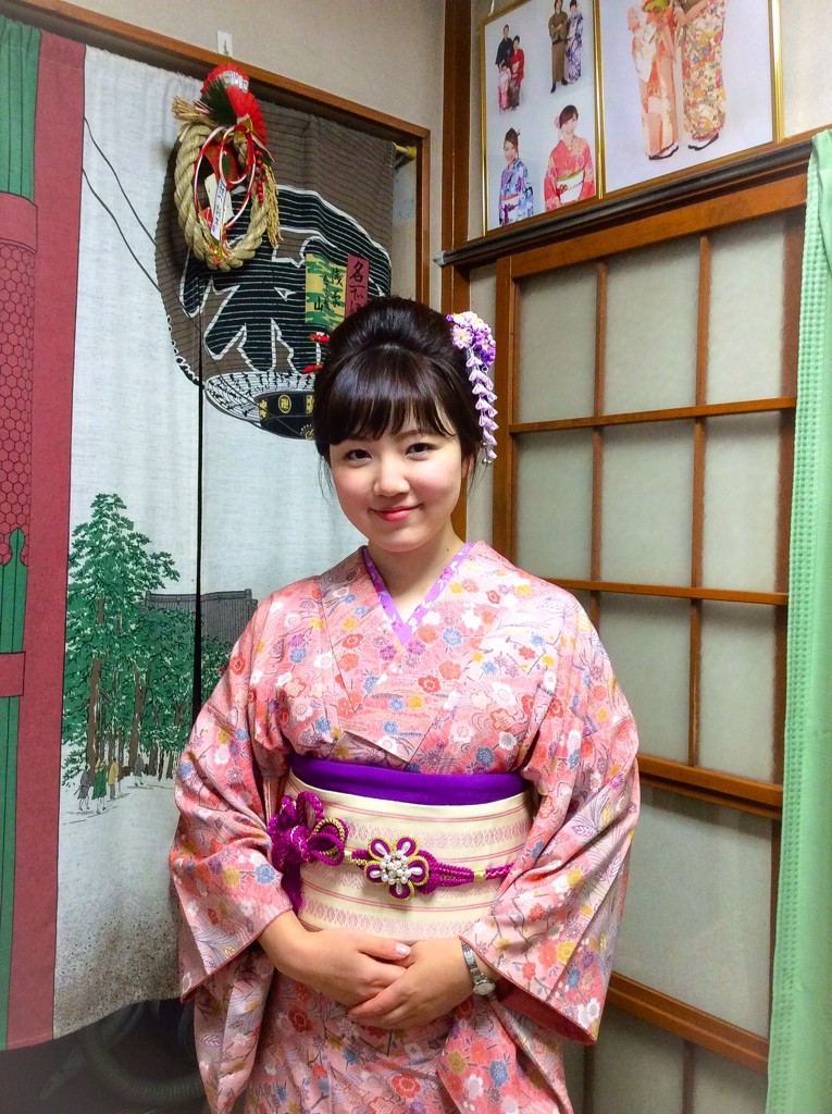 ピンクを基調にしたお着物コーディネート大成功 O とっても可愛い浅草娘 浅草さわだ屋 レンタル着物で浅草散策