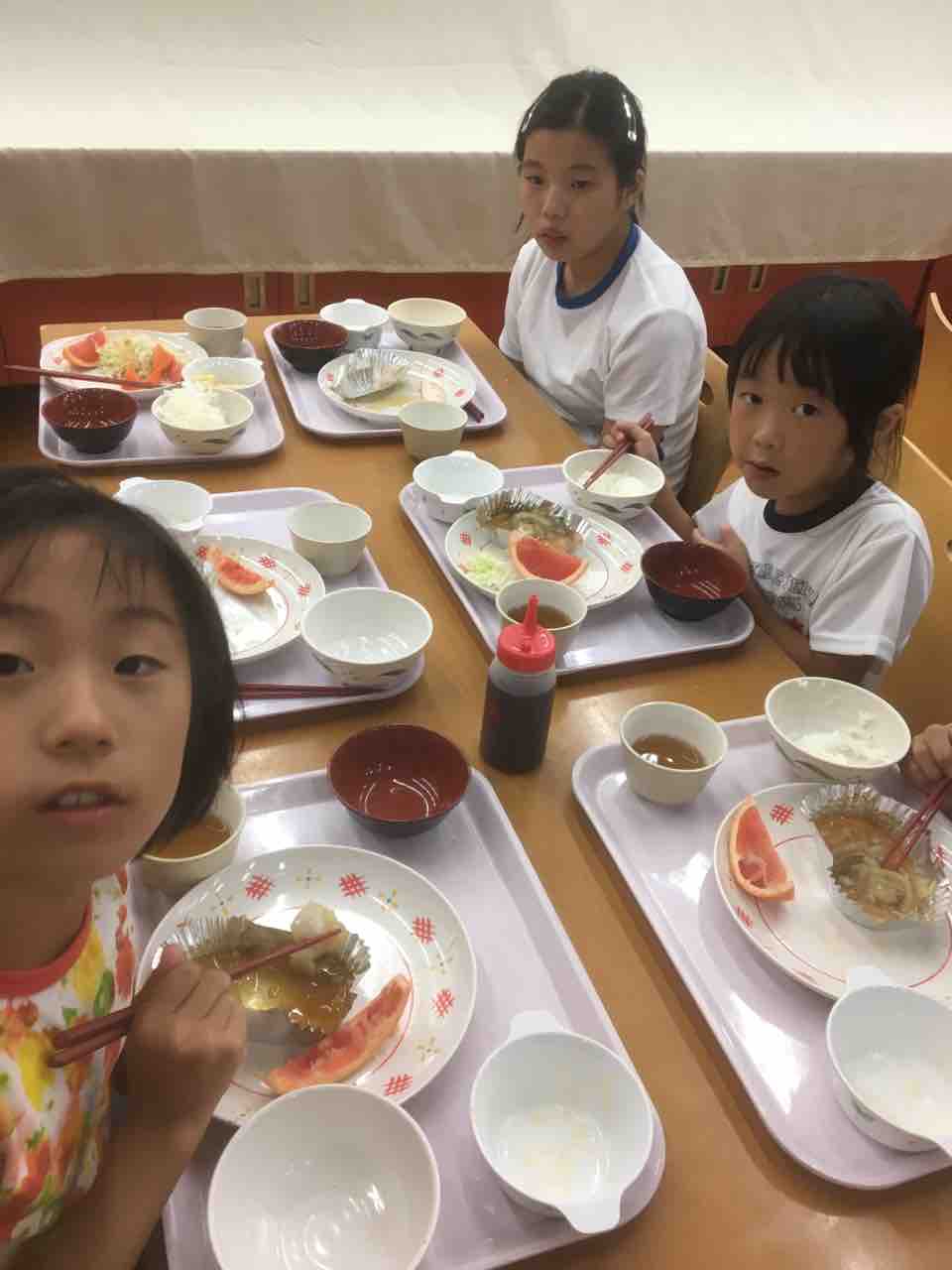 食事 女の子 アミティエ スポーツクラブ合宿 食事 女の子 アミティエ スポーツクラブ合宿