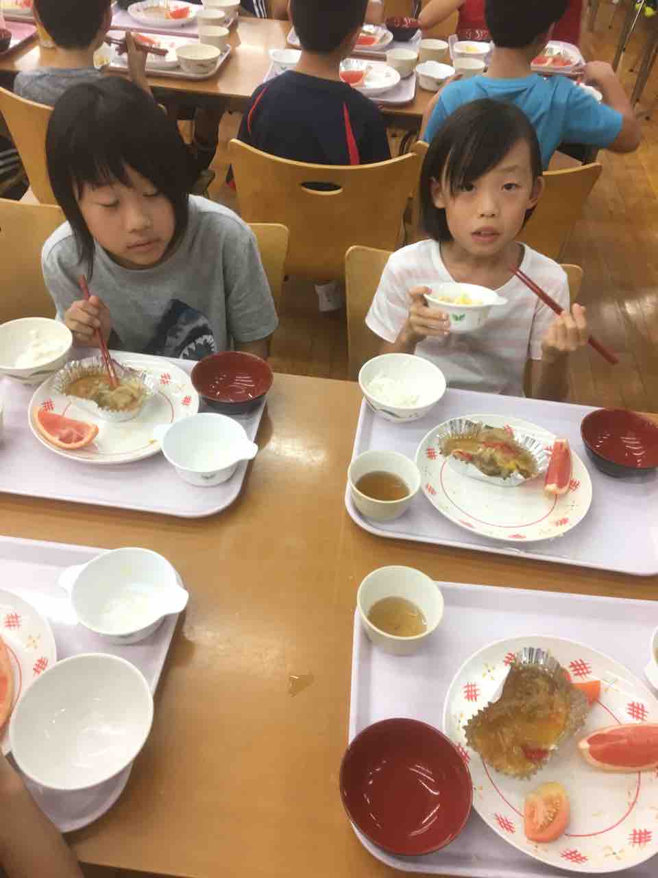 食事 女の子 アミティエ スポーツクラブ合宿 食事 女の子 アミティエ スポーツクラブ合宿