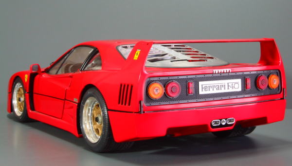 ポケール 1/8 Ferrari F40 サルベージ : あっとtkm ポケール 1/8 Ferrari F40 サルベージ : あっとtkm