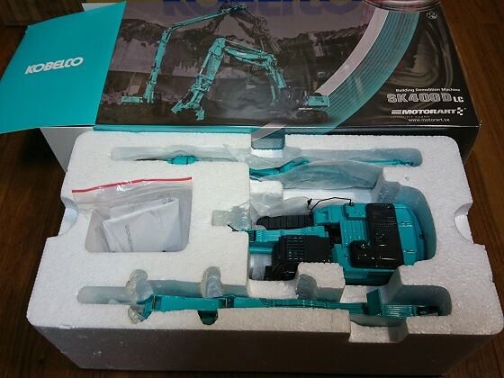 リベンジ)1/50 KOBELCO SK400DLC-10 着 : あっとtkm リベンジ)1/50 KOBELCO SK400DLC-10 着 : あっとtkm