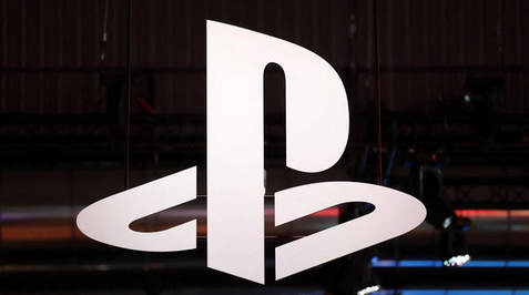 多根「ソニーがゲーム専用機ビジネスから撤退することは、現状では考えにくい。日本重視は当面続く」