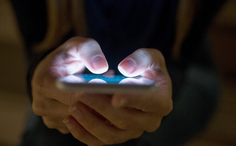 【民間調査】スマホ持つ小学校高学年、半数超に　1時間以上で「成績ダウン」