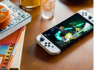 Switch2はどうせバッテリー改善版の有機EL版みたいなのが出る