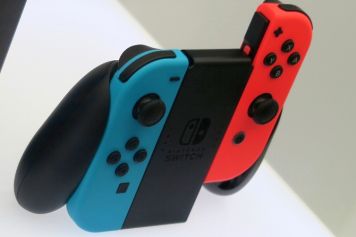 【ニンテンドースイッチ】本体以外で揃えたソフト、周辺機器、かかったトータル金額を教えてくれ