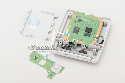 【画像】スーファミミニ分解してみたらとんでもない事実が発覚ｗｗｗｗ