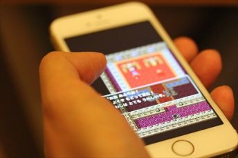 【速報】ゲーム市場は据え置きも含めて拡大傾向、唯一携帯機市場のみが消滅寸前へ