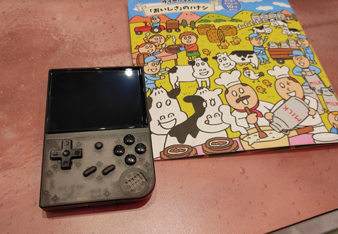 31425