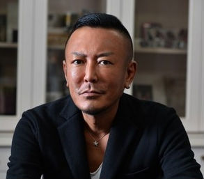 「龍が如く」の名越稔洋プロデューサー『小説や映画よりゲームが叩かれるのは歴史の浅い文化なので仕方ないこと』『遊ばせる親の責任』