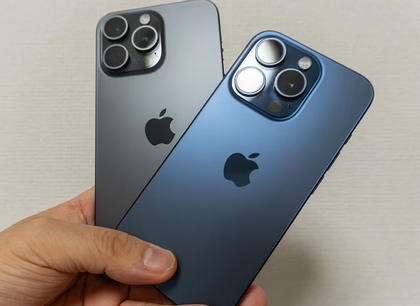 【悲報】一般人「iPhone15高すぎて買えない。でもAndroidは嫌だ」