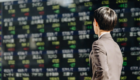 河村鳴紘「大手ゲーム会社のここ半年の株価が振るわない。任天堂は40%以上減」