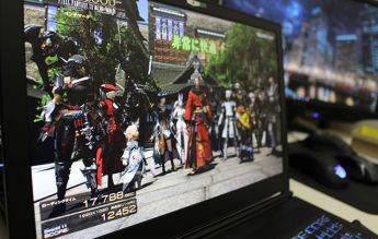 PC「オン無料、MOD、最高性能、和ゲーインディAAA充実、格安バンドル、eスポーツが全て独占です」