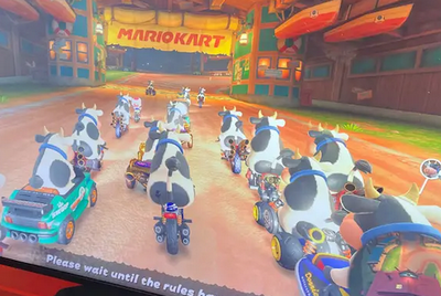 マリオカートワールドの試遊プレイ、牛だらけになるｗｗｗｗｗ