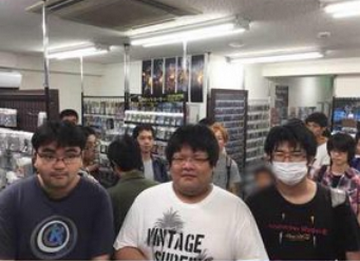 女「なんで『ダサい』服装の奴って男ばかりなの？ユニクロを着ていたりとかさ　脳の構造の問題？」