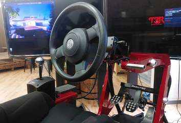 識者「ドライビングシミュレーターのレースゲーが日本で流行らなくなったのは車に夢がなくなったから」