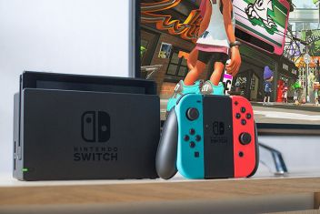 子供「XmasﾌﾟﾚｾﾞﾝﾄはSwitchがイイ！」 ﾊﾟﾊﾟ「私も遊びたいからPS4にしよう」←現状だとこうなるよな？